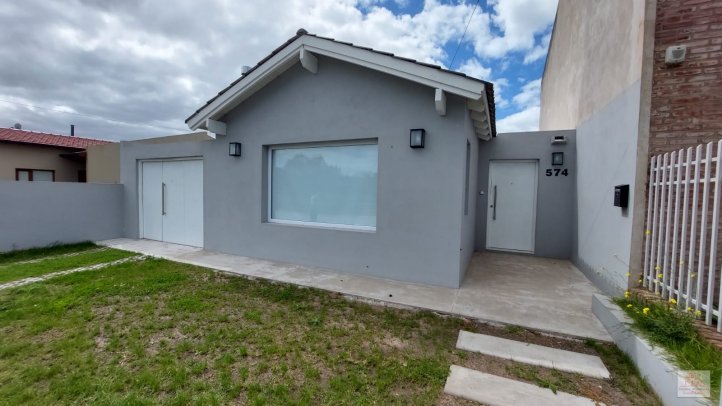 Casa a estrenar 2 dorm, 150m² en Barrio Mirage
