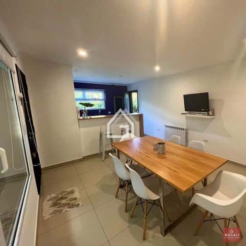 Casa en Cerro Leones, 120m², 2 dorm, 1 baño, garage