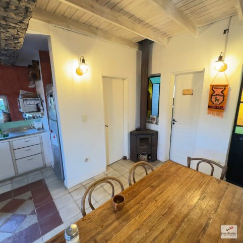 Casa 2 dorm, 77m² con garage — Israel y Av. Don Bosco