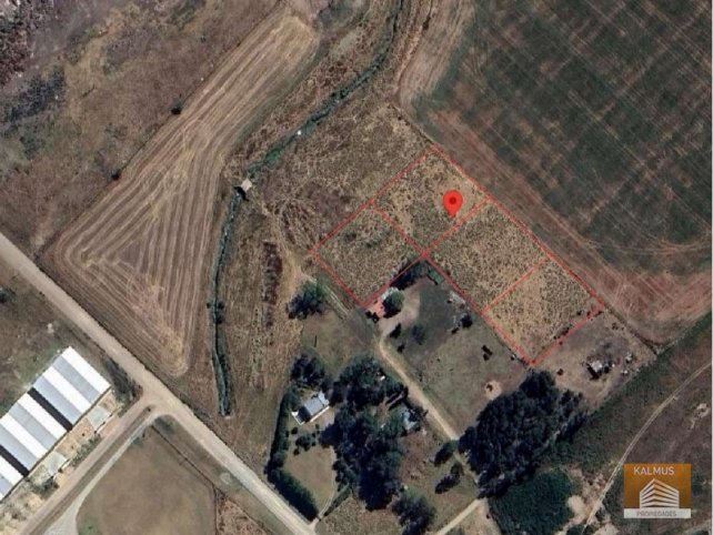 Lote en Venta en Zona Parque Industrial, 2100 m²