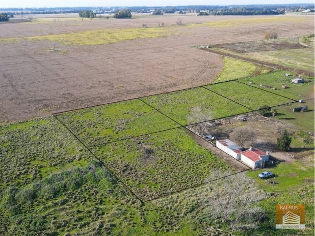 Lote en Venta en Zona Parque Industrial, 2100 m²
