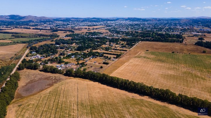 Lote amplio de 5600m² en zona de quintas