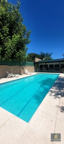 Casa en Saavedra al 1500, 3 dorm, 2 baños, pileta y quincho