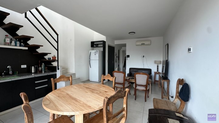 Depto 2 dorm, 55m² con cochera y terraza — Maipu 800