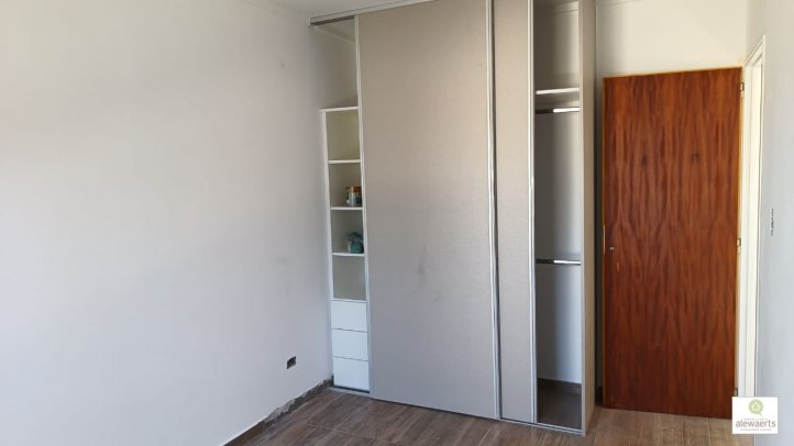 Casa a estrenar 3 amb, 50m² con cochera — Almafuerte