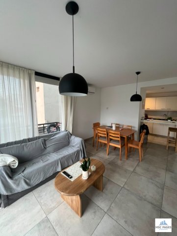 Depto 1 dorm, 60m² con cochera y balcón — Pinto 1054