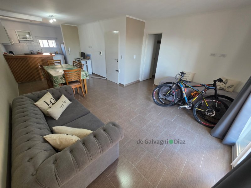 Garibaldi 465 Piso 2