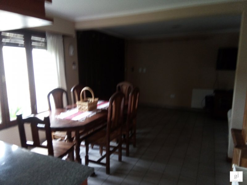 Casa 3 dorm, 177m² con pileta y quincho