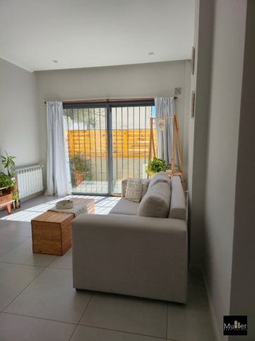 Depto 1 dorm, planta baja, cochera compartida
