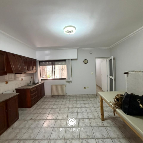 Casa en Venta 9 de Julio al 1200, 180m², 3 dorm, 2 baños, garage para 2 autos