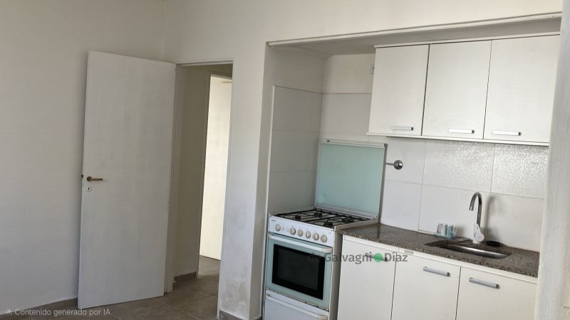 Casa 2 dorm, 133m² con garage — Antartida Argentina