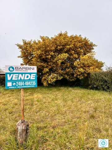 Lote en venta B° Graduados