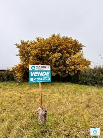 Lote en venta B° Graduados