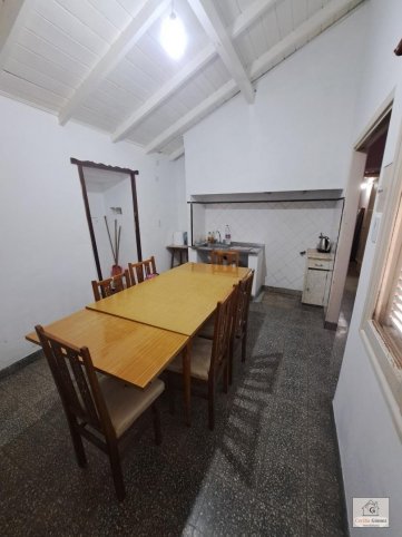 Casa 2 dorm, 68m² con garage y patio — Belgrano