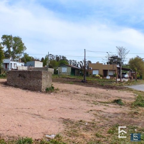 Lote en Venta 1060m² - Pascuzzi y Lamberto