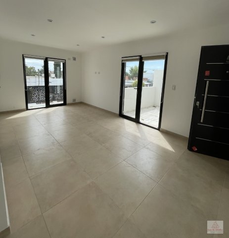Depto 1 dorm, 50m² con cochera — CUBA y FRANKLIN