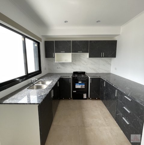 Depto 1 dorm, 50m² con cochera — CUBA y FRANKLIN