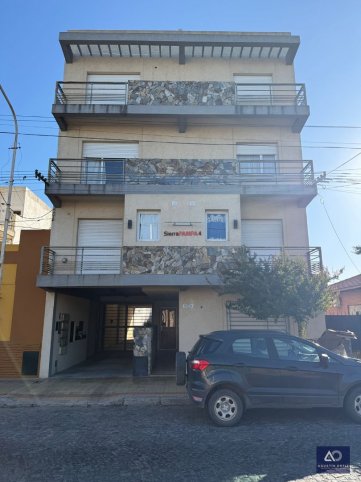 Depto monoambiente 35m² amoblado con cochera — Alem 1247