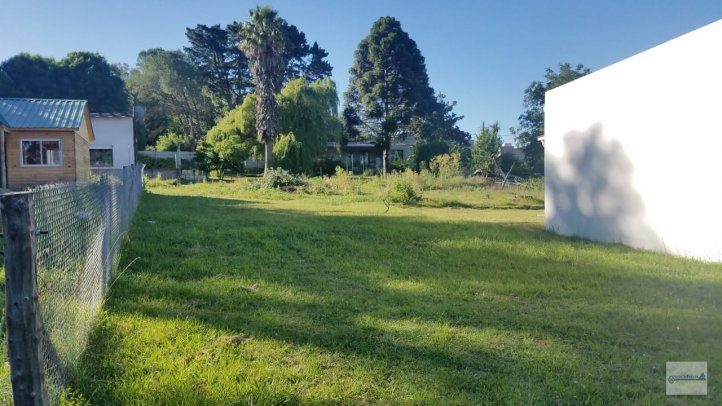 Lote 10x30 listo para escriturar — Avenida Juan B. Justo