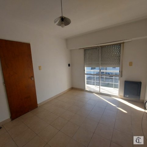 Depto 1 dorm, 40m² con cochera — 11 de Septiembre