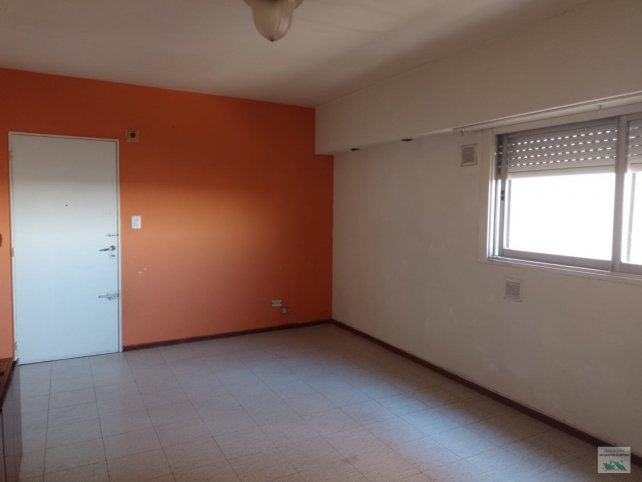 Depto en Venta 3 dorm, 78m² a 4 cuadras de la playa — Necochea
