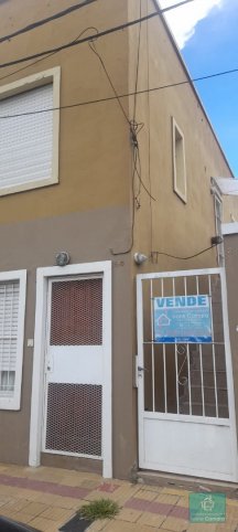 Dpto 1 dorm, 40m² en planta alta — Moreno 980