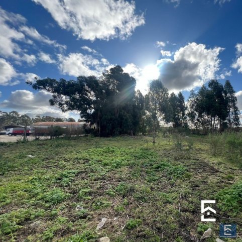 Lote en Venta 825m² en Labarden y Newton