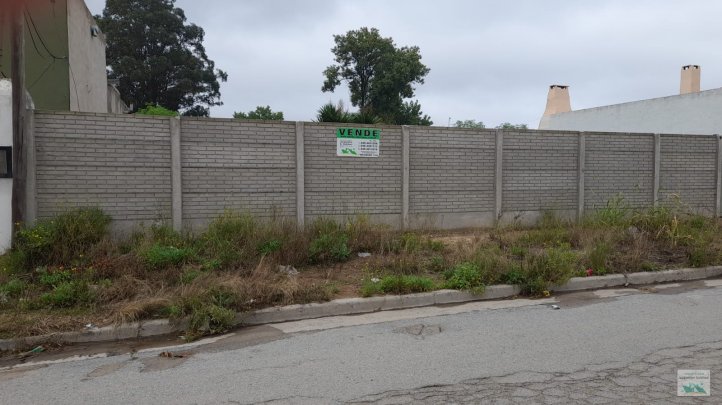 Lote en Venta 10x65 en Lavalle y Piedrabuena