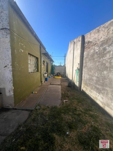 Casa 2 dorm, 60m² con garage — Magallanes