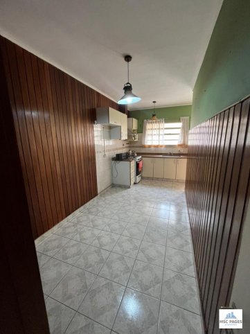 Casa en Barrio Falucho, 4 dormitorios, 139m²