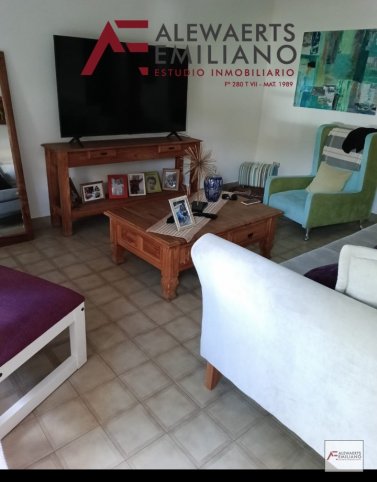Casa en Maipu 1600, 151m², 2 dorm, 1 baño, Garage