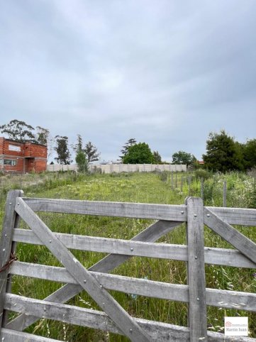 Lote en venta 10x30 en Villa del Parque