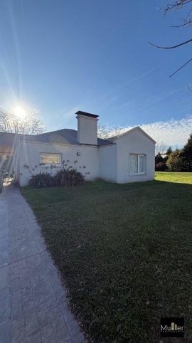 Quinta en venta sobre Reforma Universitaria, 5 dormitorios, 400m²
