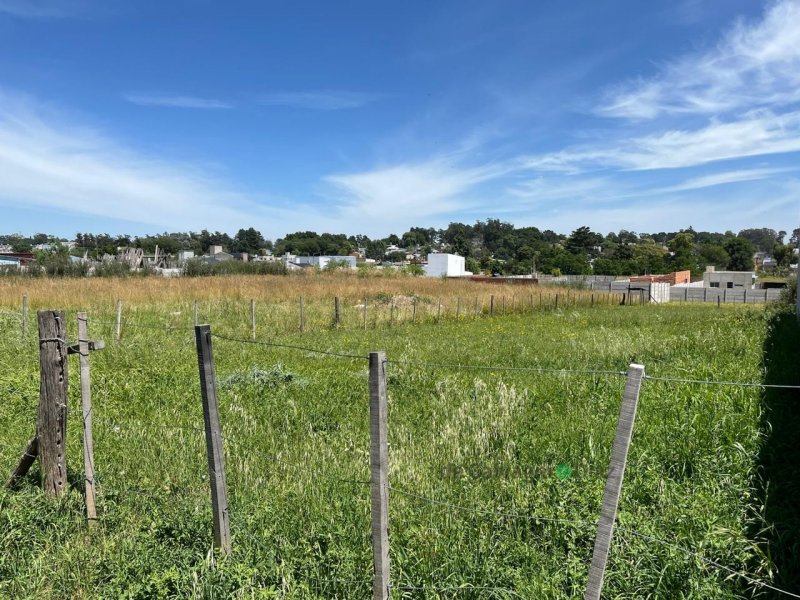 Lote en venta 779m² en zona de usos mixtos — Magallanes casi P. Junta