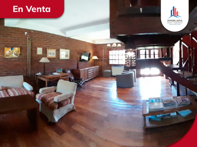 Casa en Venta Libertad 300, 6 dorm, 1 garage, ideal emprendimiento turístico