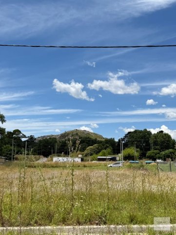 Lote en Venta de 672m² en Los Aromos