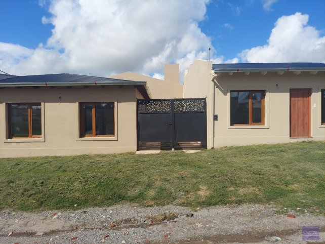 Casa en Venta en Barrio Mirage, 60m², 2 dorm, 1 baño, garage