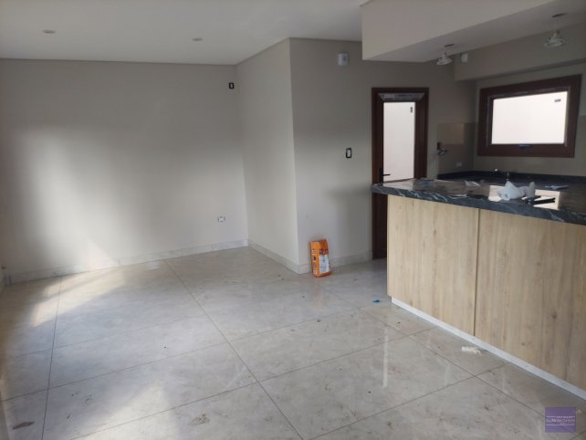 Casa en Venta en Barrio Mirage, 60m², 2 dorm, 1 baño, garage