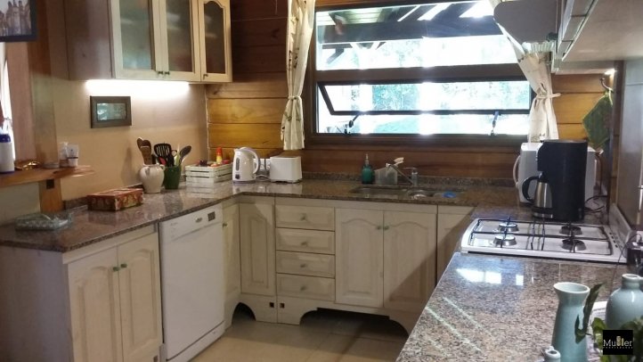 Casa 3 dorm, 190m² en Valeria del Mar con garage