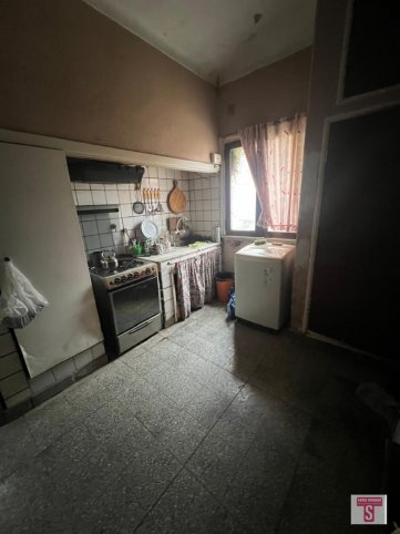 Casa en Venta Alem al 100, 2 dorm, 312m², garage cubierto