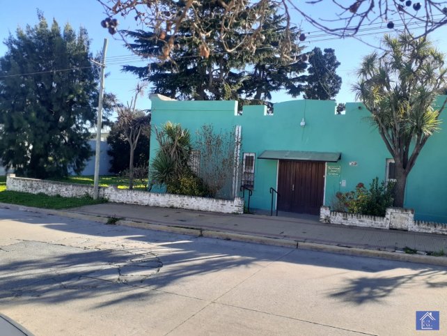 Casa 7 dorm, 279m² en Edison y Liniers