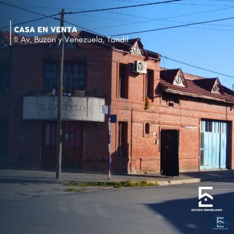 Casa en Venta Av. Buzón y Venezuela, 187m², 4 dorm, 3 baños, garage