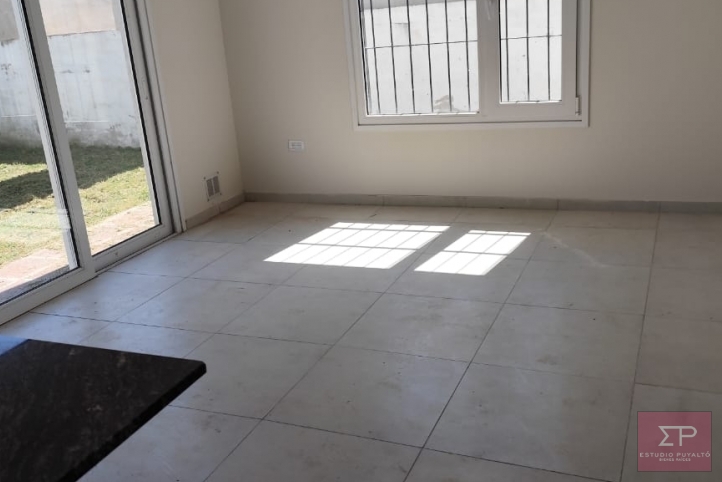 Casa a estrenar de 3 dormitorios, 150m² — Bariffi y 12 de Octubre
