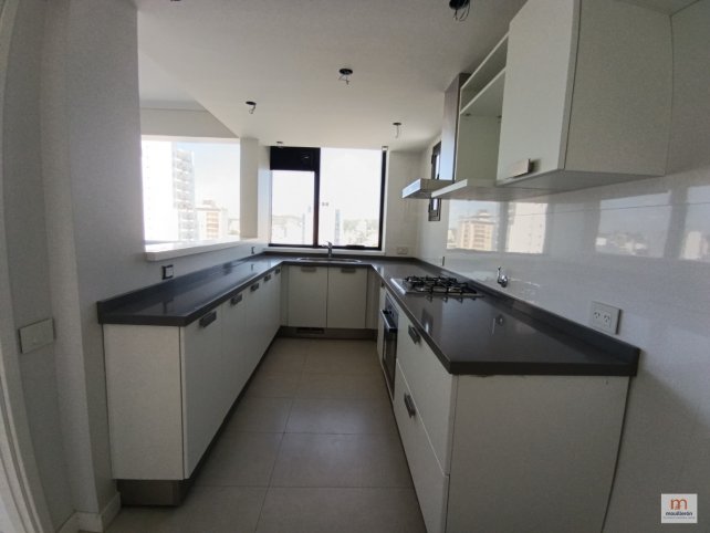 Depto 2 dorm, 104m² a estrenar con cochera y pileta — Alem esq. Mitre