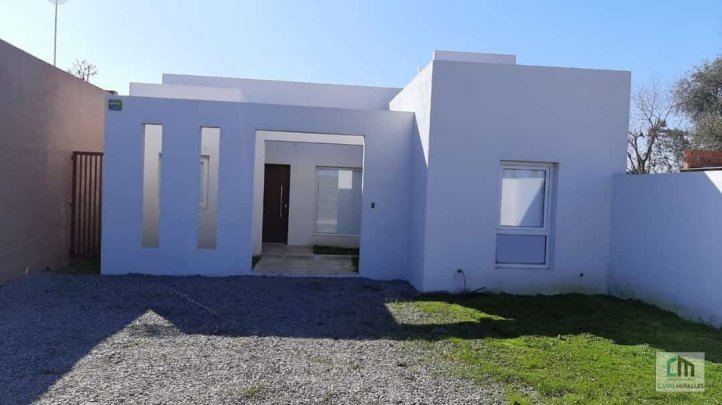 Casa en Venta Las Acacias 110, 2 dorm, 79m², zona La Rural