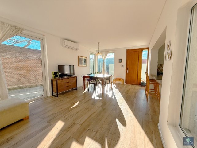 Casa 3 dorm, 165m² con garage — El Calvario