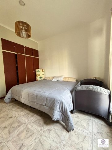 Casa centrica 2 dorm, 110m² con garage — Pellegrini 500