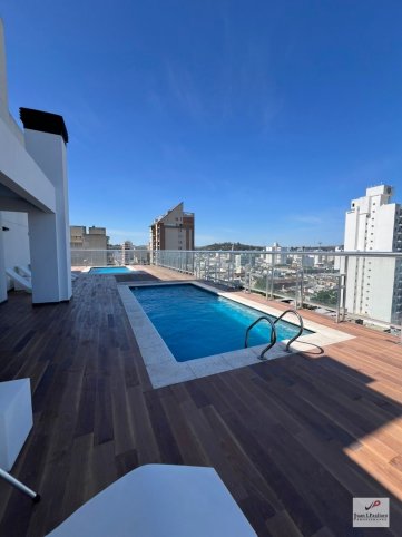 Depto 2 dorm, 83m² con cochera y pileta — Alem y Mitre