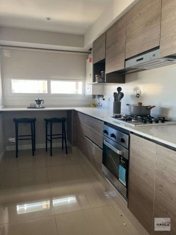Depto 2 dorm, 115m² con 2 cocheras — Alem al 800