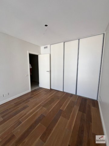 Depto 2 dorm, 83m² con cochera y pileta — Alem y Mitre